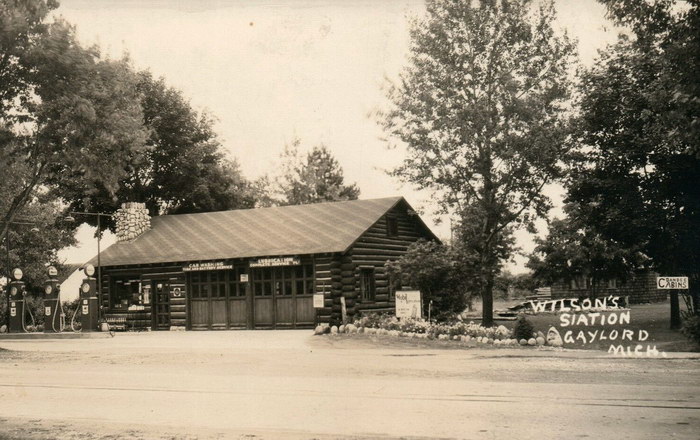 Wilsons Gas Service Station Gaylord Mi Rare Rppc Vintage Photo Mobil Mechanic